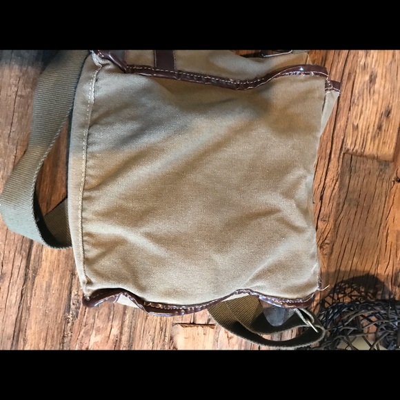 Roots crossbody purse - Picture 3 of 3